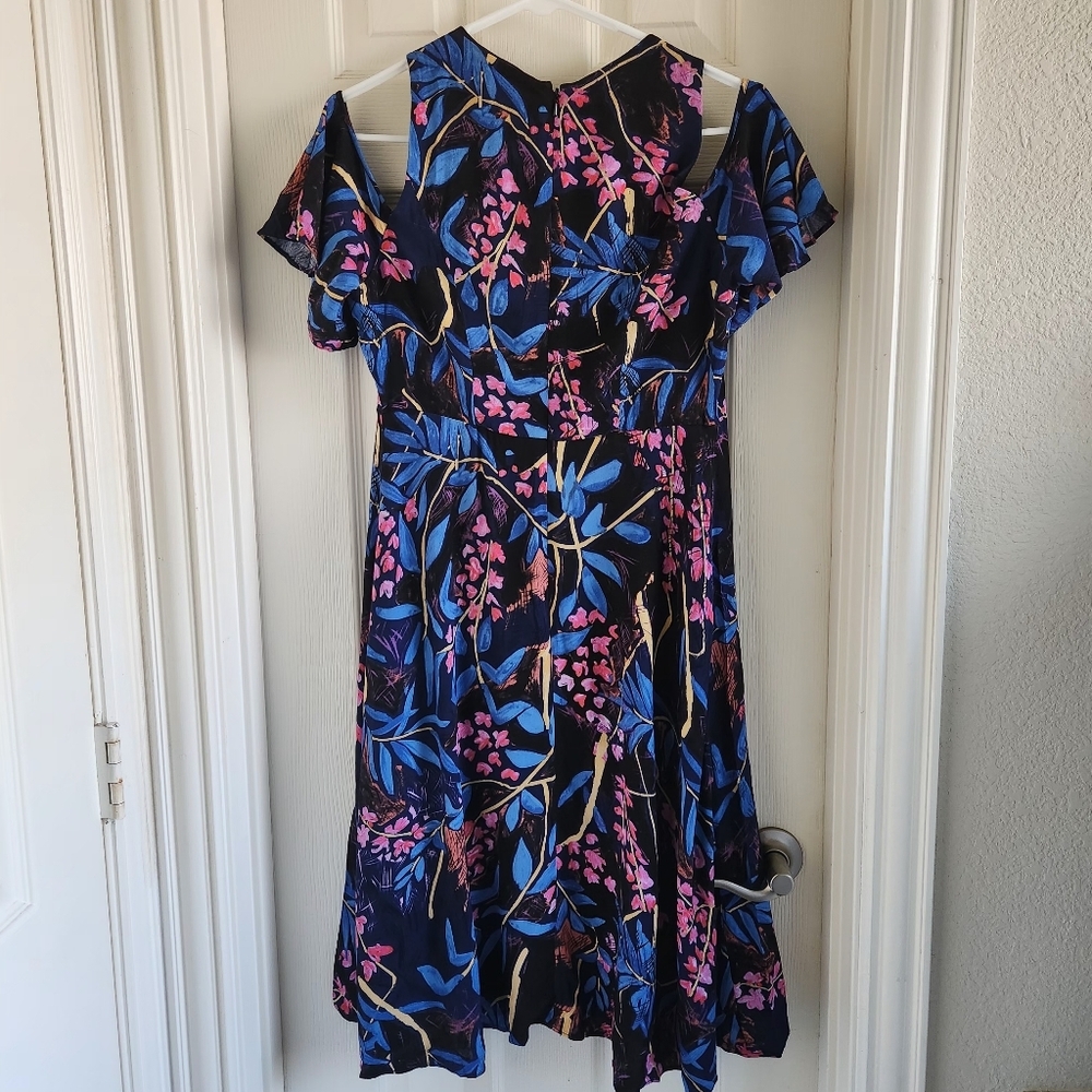 Anthropologie Maeve Elia‎ Short Sleeve Midi Dress Size US 4 Floral Cold Shoulder - Picture 10 of 12
